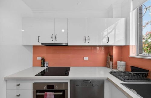 Miranda Apartment | Miranda Comfort Stay | Stylish Living with Sauna