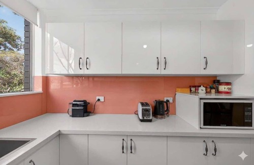 Miranda Apartment | Miranda Comfort Stay | Stylish Living with Sauna
