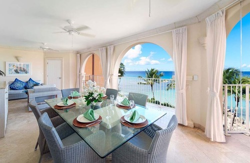 Little Battaleys Apartment | Modern Beachfront Condo - St Peter's Bay 402