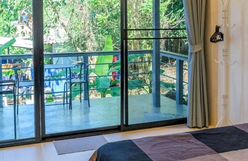 Bai Lan Hotel | Modern Bungalows