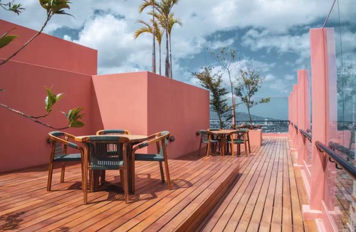 Roble House | Modern Escalante Studio w/Pool + Rooftop Terrace
