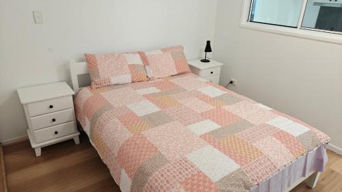 Brisbane Apartment | Modern Holland Park Unit with Easy City Access