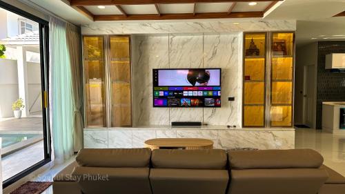 Samut Sakhon Villa | Modern Private Pool Villa Kathu Newly Renovated I Soulful Stay Phuket