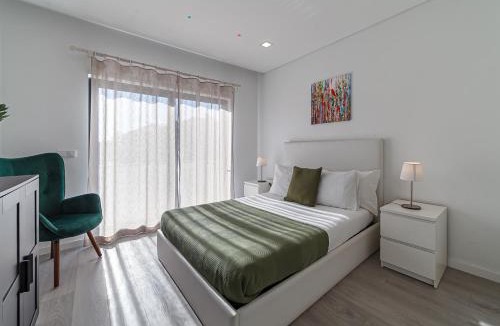Ilhavo Apartment | Modern & Quiet 2BR 2 Baths 4 Balconies & Lift