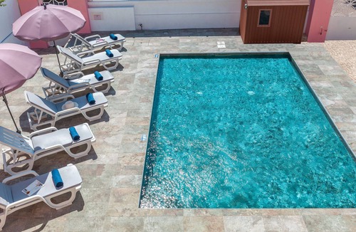 Montechoro Villa | Modern villa with pool and BBQ in Albufeira