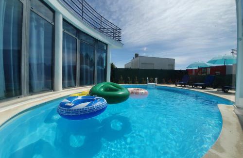 Quinta do Anjo Villa | Modern Villa with Private Pool Near Parque da Arrabida, Palmela