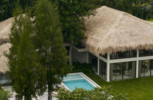 Puk Tian Villa | Mola-Mola Beachfront Villa by Yudee Assets