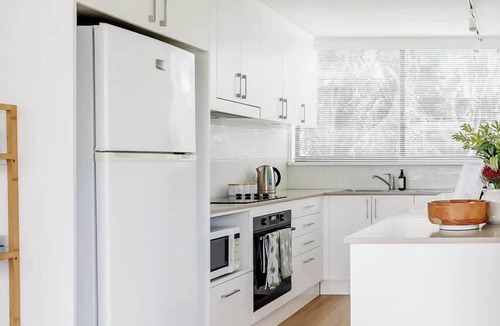 Mona Vale Apartment | Mona Vale Surf to Tee
