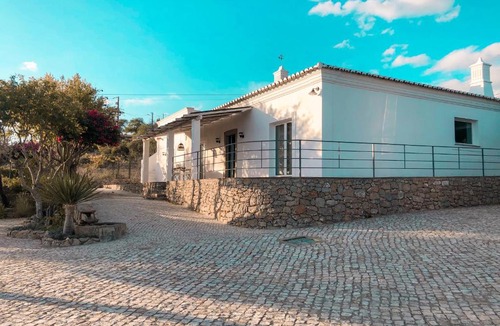 Vale Grande House | Monte das Oliveiras - Private Villa with Pool