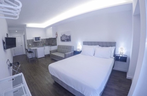Batalha Apartment | Mosteiro View