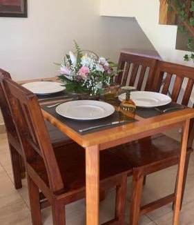 Anse Volbert Village House | Mountain Lodge