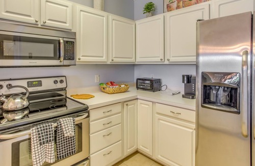 Socastee Condo | Myrtle Beach Condo w/Community Pool & Water Views