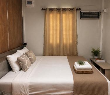 Racha Thewa House | NearBKKHomestayAirport