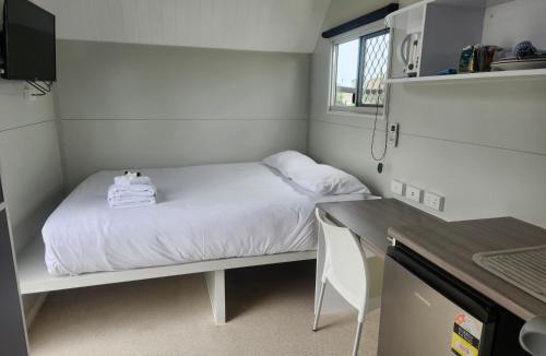 Tinana Hotel | Ned Kelly's Motel