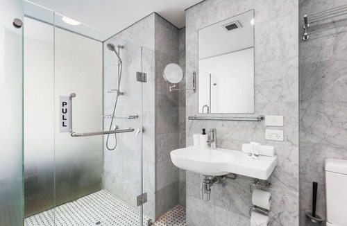 Perth Bed & Breakfast | Nest on Newcastle – E6
