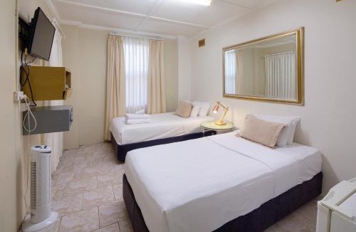 Neutral Bay Hotel | Neutral Bay Lodge