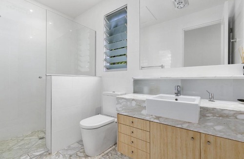 Tewantin Apartment | North Facing River Front Stunning Apartment - Unit 2, 9 Hilton Esplanade