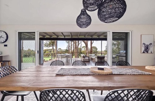 Yallingup Siding House | Notable Downs Estate near Margaret River Wineries