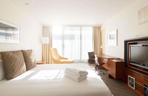 Canberra City Centre Hotel | Novotel Canberra