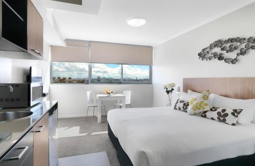 Mackay Apartment | Oaks Mackay Rivermarque Hotel