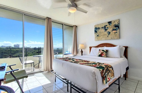 Waikiki Apartment | ⛰Ocean & Diamond Head Views 8th floor with Balcony WAIKIKI GRAND HOTEL®