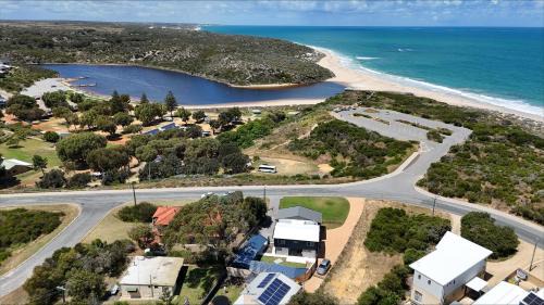 Guilderton House | Ocean Moore - Uninterrupted Ocean Views