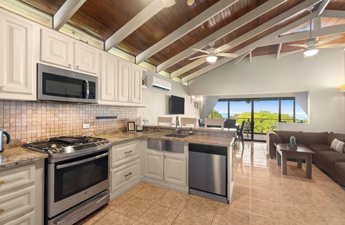 Playa Ocotal Villa | Ocotal Villa | Walk to Beach + Golf Cart Friendly