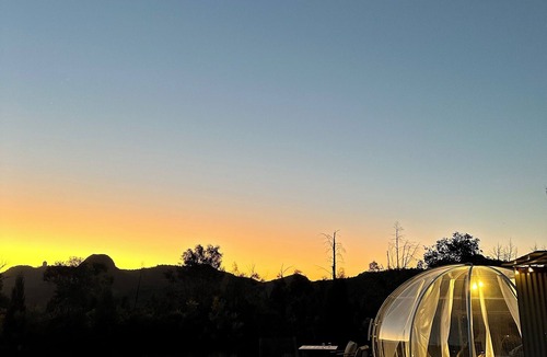 Coonabarabran House | Off-Grid Stargazing Retreat – Unique Bubble Glamping