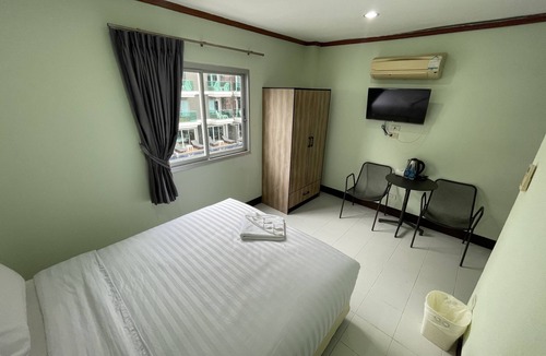 Patong House | Omaya Guest House