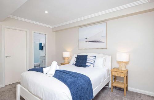 Boat Harbour Apartment | On the Beach Getaway - Beachfront 3 Bedroom Apartment