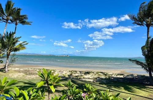 Bowen House | On the Beach, Seaview's, Bowen Beach House