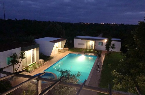 Silves House | One bedroom bungalow with shared pool enclosed garden and wifi at Silves