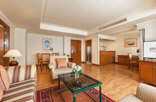 Asoke Apartment | One Bedroom Grand Suite Apartment in the city center (G2)