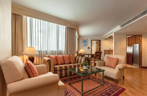 Bangkok Central Business District Apartment | One Bedroom Suite in heart of the city (A4)