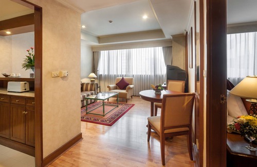 Asoke Apartment | One Bedroom Suite in heart of the city (A18)