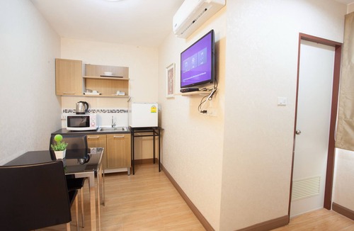 San Sai Apartment | Orawan Suites