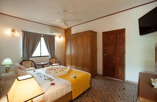 La Passe Apartment | Orchid Self Catering Apartment