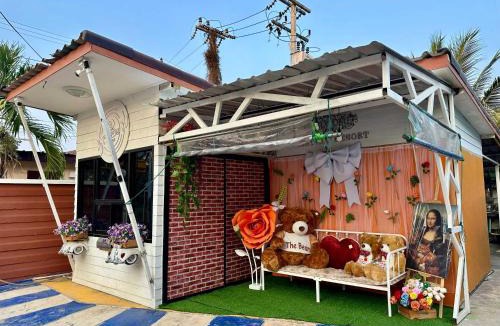 Khao Tao Hotel | OYO 75539 Phanthida Resort and Cafe
