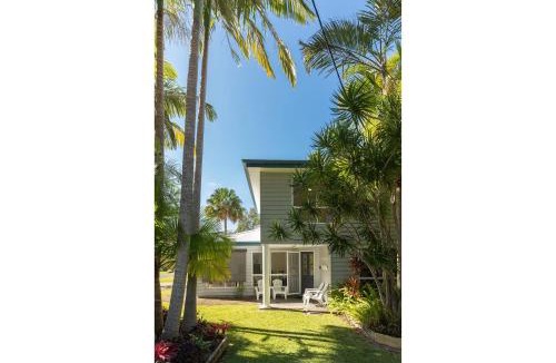 Elizabeth Beach House | Pacific Palms