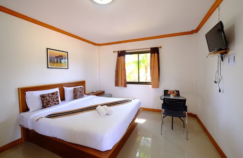 Phra Klang Thung Hotel | Paktraporn Resort