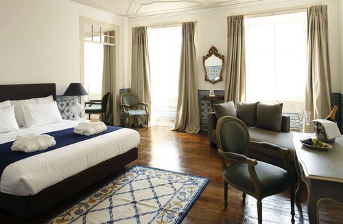 Santos House | Palacio Ramalhete