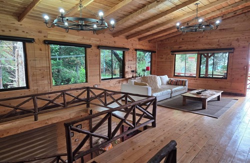 Canton Tarrazu Cabin | Panoramic Mountain Views - Luxury Hilltop Retreat in Jardín de Dota
