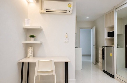 Chom Phon Apartment | Peaberry Place