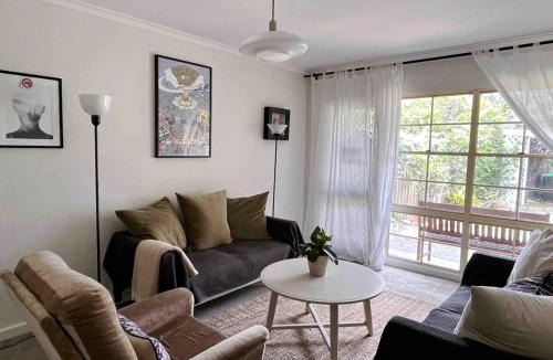 Hazelwood Park Villa | Peaceful cottage Burnside area