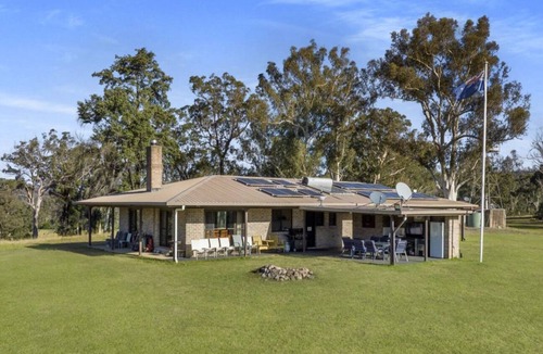 Budgong Other | Peaceful Farmstay With Prime River Frontage