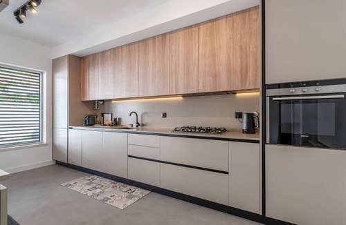 Foz do Arelho Apartment | Penthouse with Panoramic Lagoon & Ocean Views