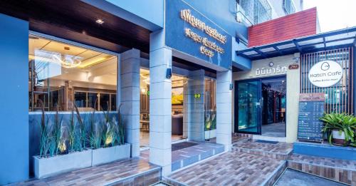 Bang Khae Nuea Hotel | Penyos Residences
