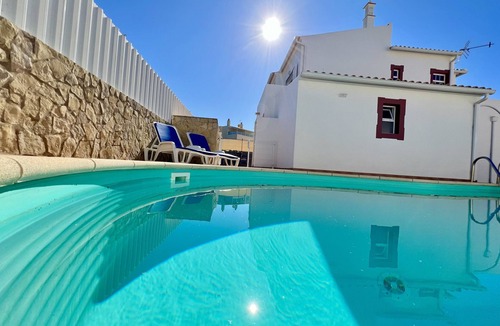 Pera Villa | Pêra Stylish Villa With Pool by Homing