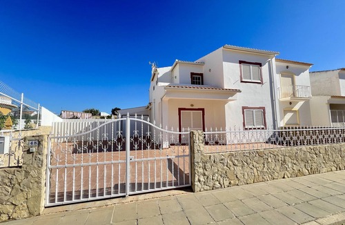 Pera Villa | Pêra Stylish Villa With Pool by Homing
