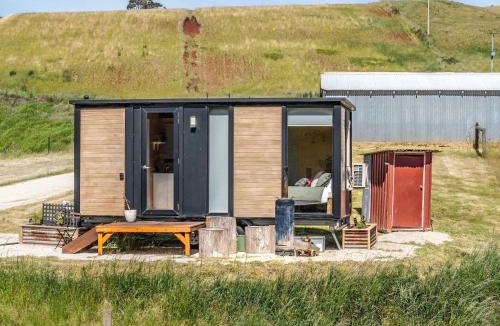 Forth House | Perrys South by Tiny Away